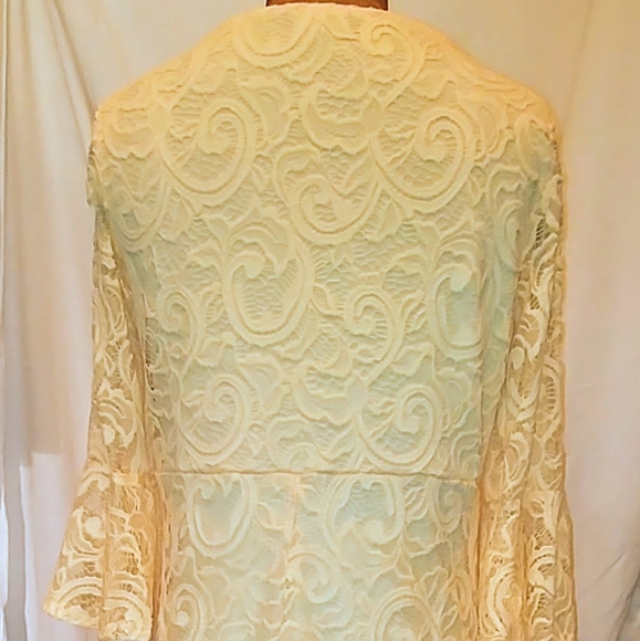 Lacy little yellow dress! - Picture 10 of 11